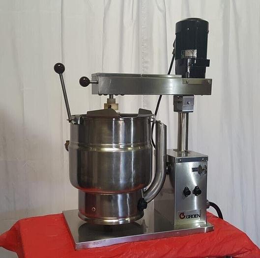 Used GROEN TDB/7-20 20 qt Jacketed Steam Mixing Kettle
