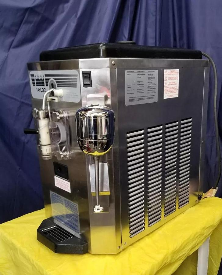 Used TAYLOR 430-12 FROZEN DRINK Machine shake smoothie coffee cocktail FREEZER