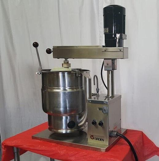 Used GROEN TDB/7-20 20 qt Jacketed Steam Mixing Kettle