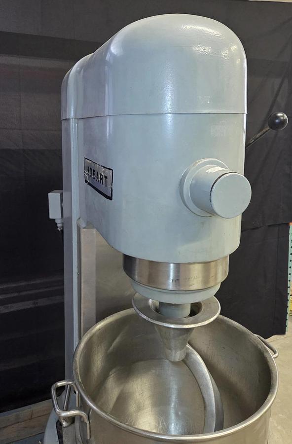 Used HOBART M802 80 QT Planetary MIXER 230V 1 Phase